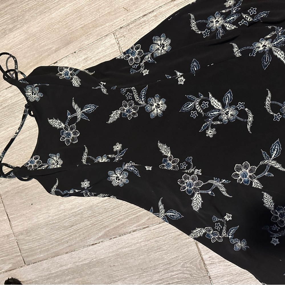 Short black dress